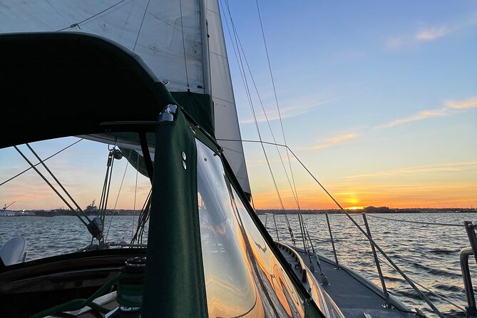 Deluxe Sunset Sail in San Diego - Onboard Amenities
