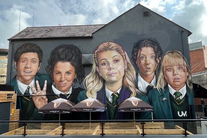 Derry Quest: Self Guided City Walk & Immersive Treasure Hunt - Pricing and Reservation Details