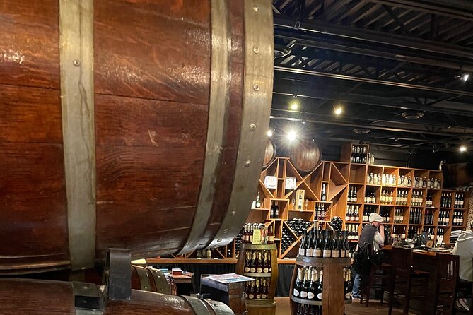 Downtown Santa Fe Walking Wine Tour Review - Highlights of the Walking Tour