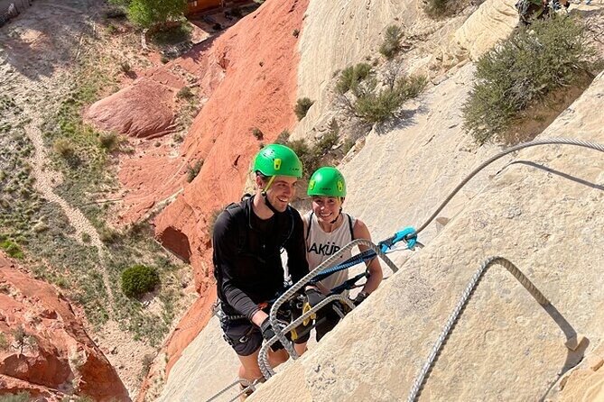 East Zion Via Ferrata & Rappelling Experience (1 Hr) - What to Expect During the Tour
