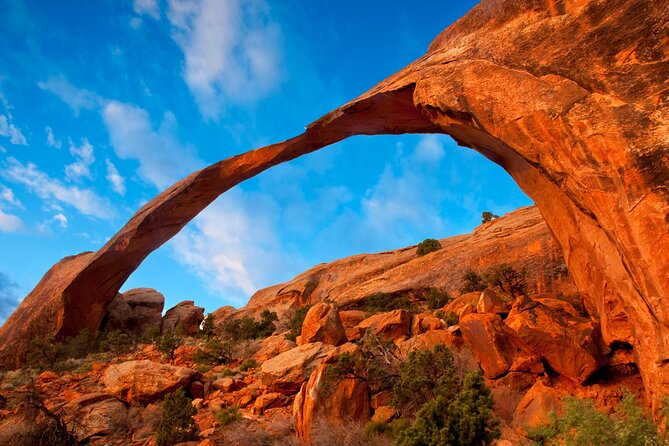 Exlusive 2-Day Moab Arches & Canyonlands & Deadhorse Tour - Exploring Arches National Park