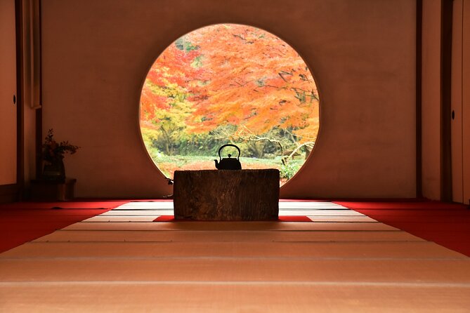 First Time in Kamakura? Enjoy a Tour of All Must-Sees! - Visiting Tsurugaoka Hachimangu Shrine