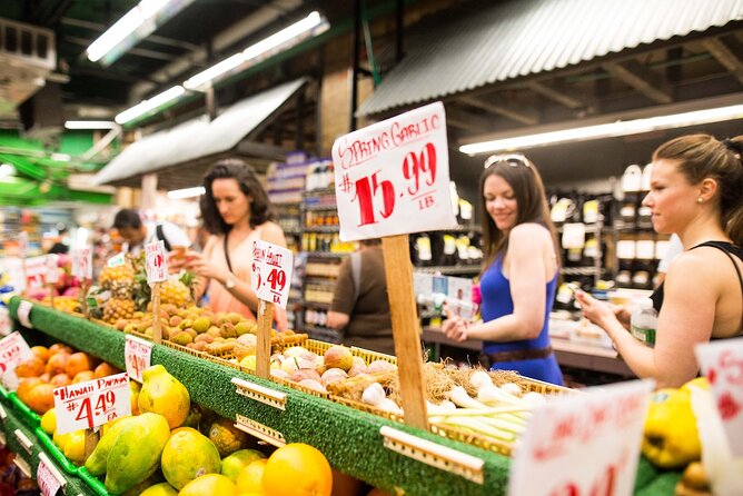 Foods of NY Tours Chelsea Market Food Tour & High Line Park - Tour Guides and Group Size