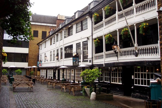 Four Centuries of Entertainment on Londons South Bank: A Self-Guided Audio Tour - Uncovering the Ghosts and Mysteries of Southwark