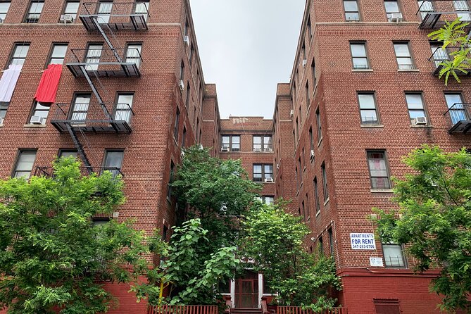 French Tour of the Bronx - Group Size and Booking Details
