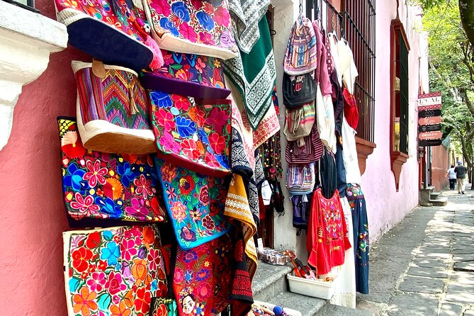 Frida'S Neighborhood Through History, Mercado & Cantina(Private) - Meeting and End Points