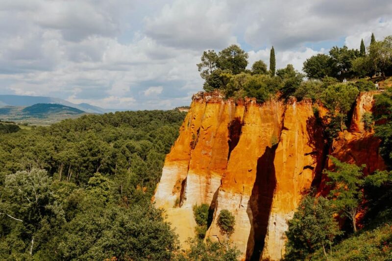 From Aix: the Best of Luberon: Gordes & Rousillon Villages - Ochre Quarry Experience
