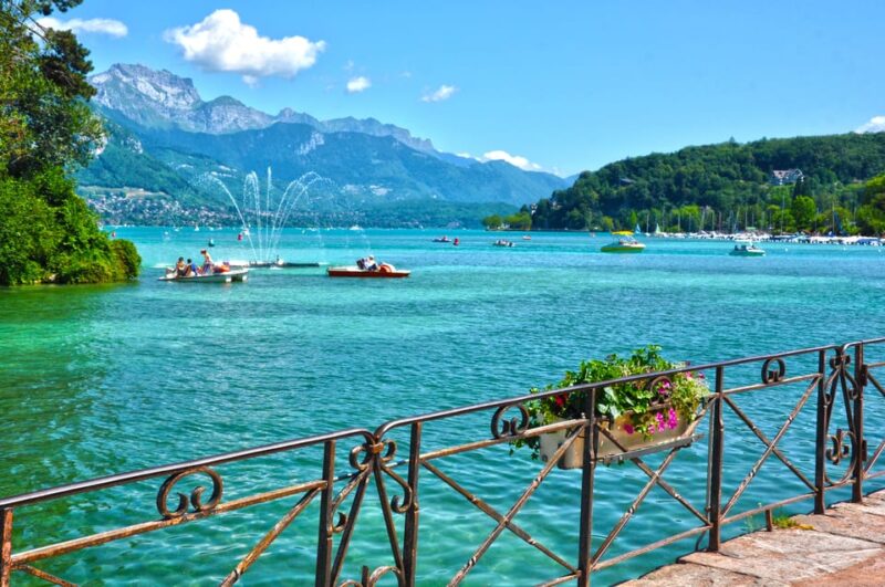 From Geneva: Annecy Private Day Trip - Transport and Inclusions