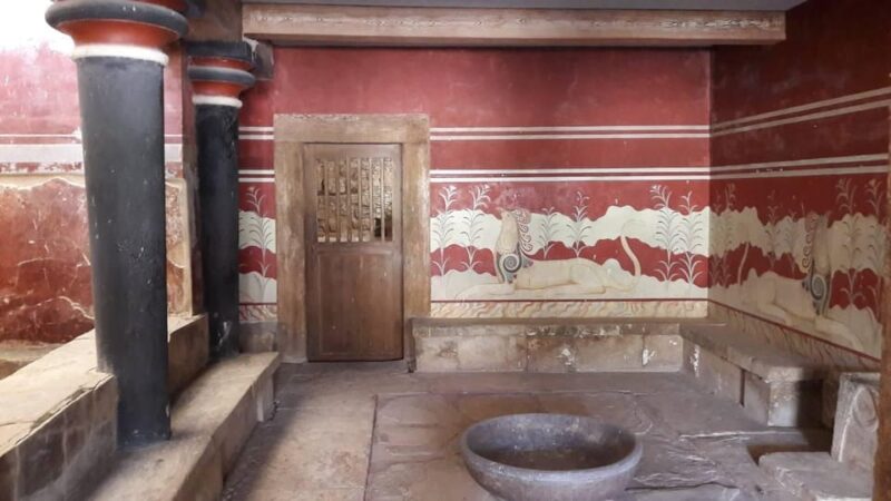 From Rethymno: Day Trip to KNOSSOS PALACE and HERAKLION CITY - The Sum Up
