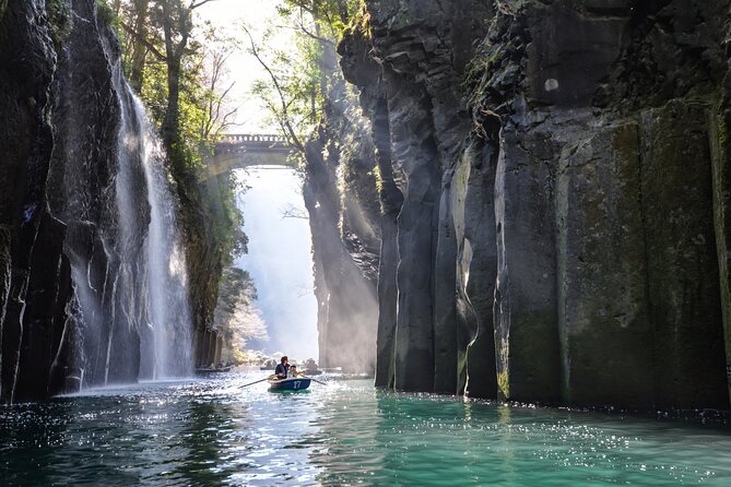 Fukuoka Takachiho Gorge, Amano Iwato and Scenic Train Tour - Exploring Takachiho Gorge