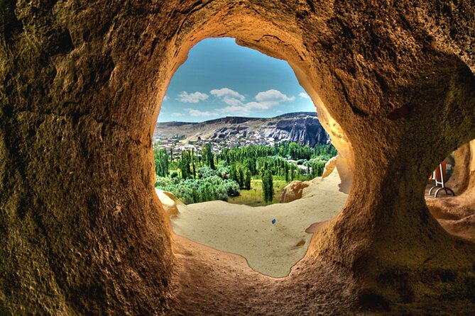 Full-Day Cappadocia Private Tour From Istanbul, Cappadocia Hotels - Transportation and Logistics
