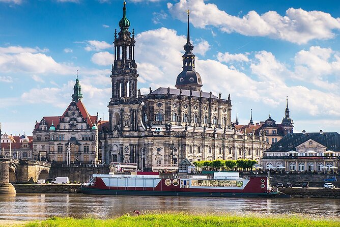 Full-Day Private Trip From Prague to Dresden - Group Size Information