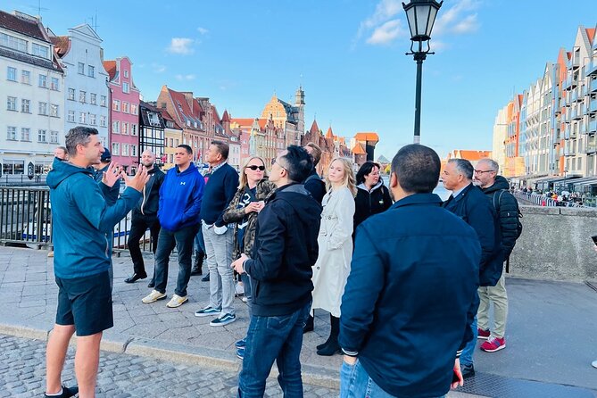 Gdansk Old Town Highlights: Explore the Best on Foot - Immerse Yourself in Gdansks Lively Waterfront