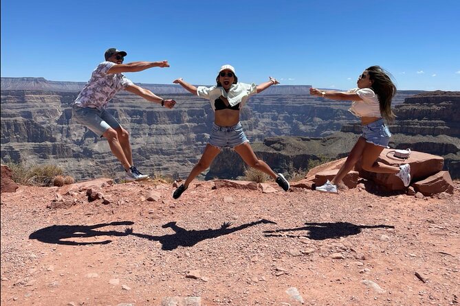 Grand Canyon Tour With Hoover Dam and Joshua Tree - Exploring the Grand Canyon