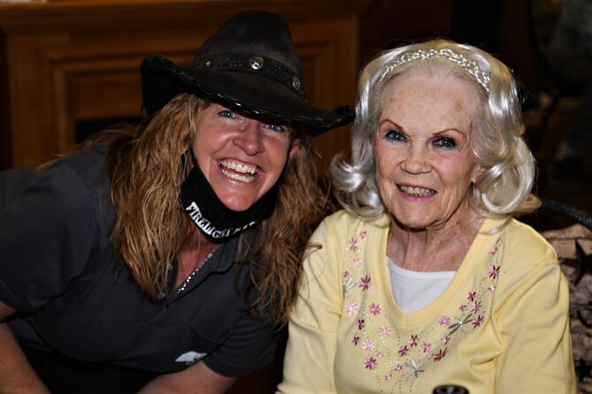 Guest Artists Chuck Wagon Dinner Show Review - Customer Service and Hospitality
