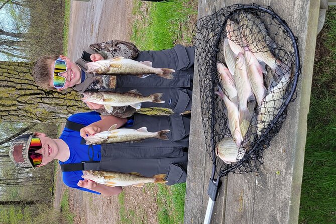Guided Fishing Adventures in Castle Rock Lake - Customer Reviews and Ratings