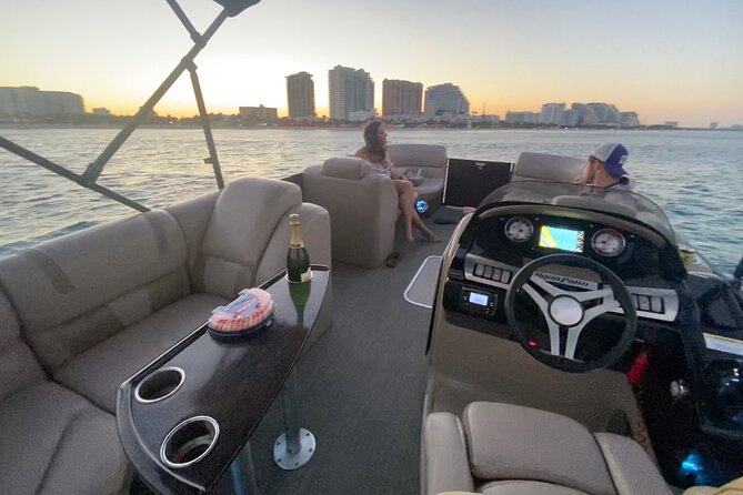 Half-Day Aqua Patio Rental Review - Exploring the Canals