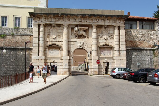 Half Day Private Walking Tour in Zadar With a Local Guide - Why Choose a Local Guide