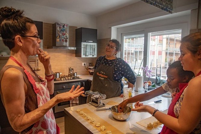 Handmade Pasta Cooking Class in an Umbrian Country House - Getting to the Country House