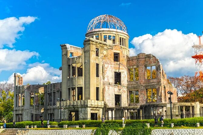 Hiroshima and Miyajima Private Custom Tour With Local Guide - Discovering Miyajima Island