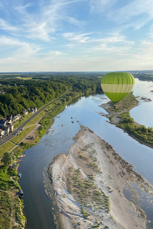 Hot Air Balloon Flight: Chambord, Chenonceau, Cheverny, Blois - Exploring the Loire Valley