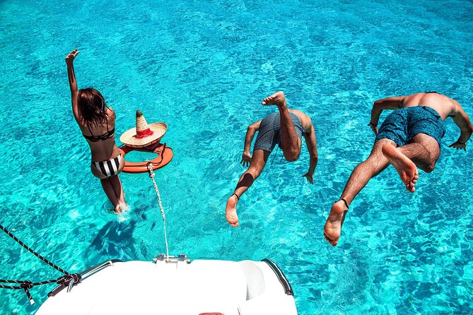 Isla Mujeres Tour on Catamaran With Snorkel, Open Bar, Buffet & Beach Club - Customer Reviews and Feedback
