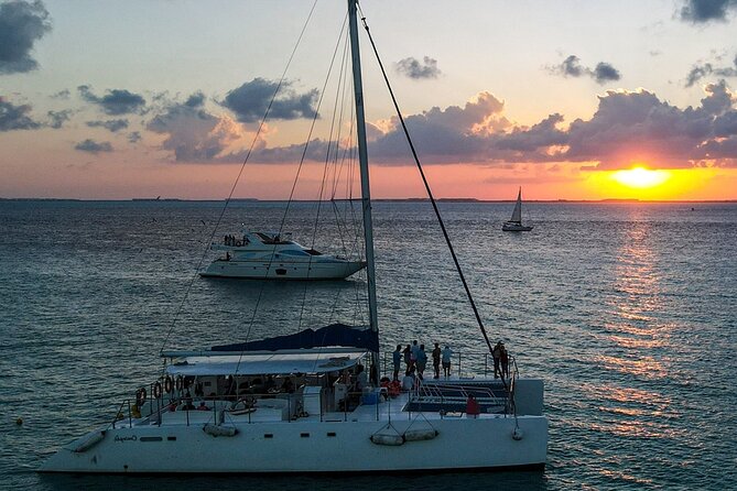 Isla Mujeres Unlimited Catamaran! Drinks, Fun & Party From Playa Del Carmen - What to Bring on the Tour