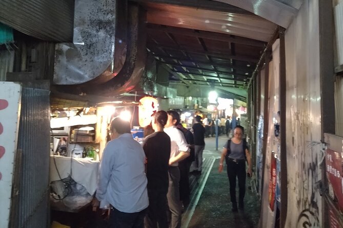 Izakaya Hopping Night Tour in Nostalgic Area - Exploring the Nostalgic Atmosphere