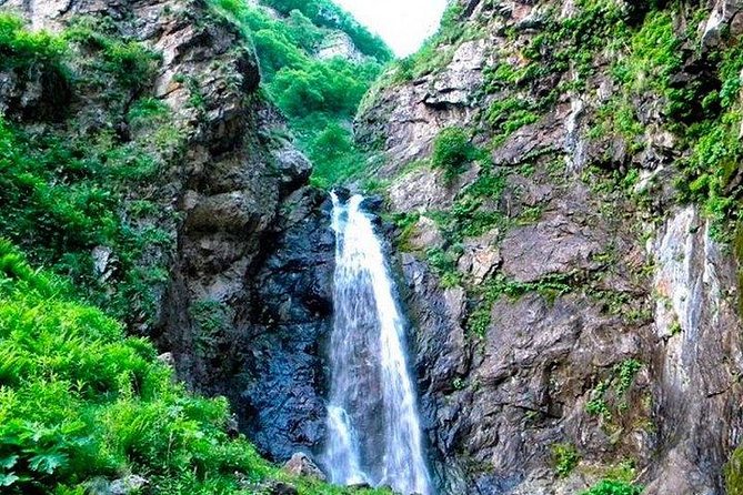 Kakheti Tour: Signagi + Bodbe Monastery + Gurgeniani Waterfall - Booking Information