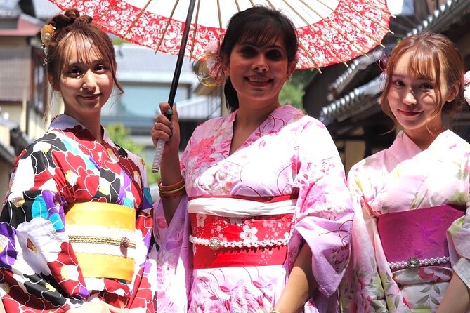 Kyoto Kimono Rental Mimosa Kodaiji Ladies Plan With Hair Set - Language and Support Options for the Kyoto Kimono Rental Mimosa Kodaiji Ladies Plan