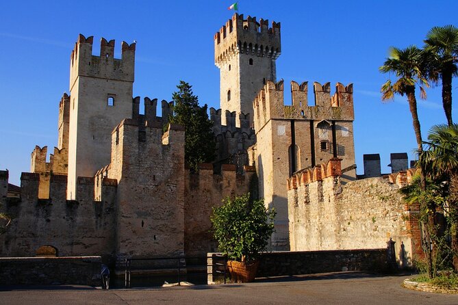 Lago Di Garda and Sirmione Private Tour From Verona - Booking Process