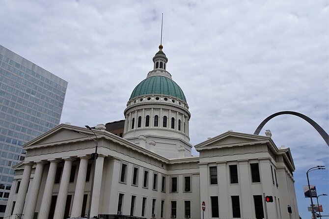Landmarks Downtown-East Walking Tour - Engineering Marvels