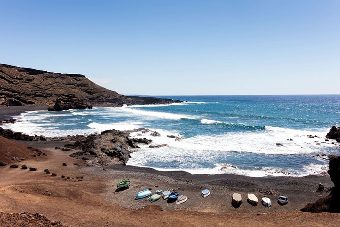 Lanzarote Tour With Timanfaya National Park and El Golfo - Accessibility Considerations