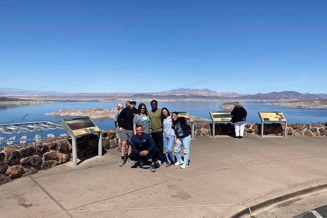 LasVegas Small Group 6Hour Valley of Fire/Hoover Dam/Boulder City - Praise for the Tour Guide