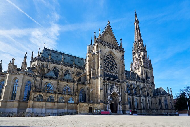 Linz Old Town Private Walking Tour and Cruise - Highlights of the Old Town