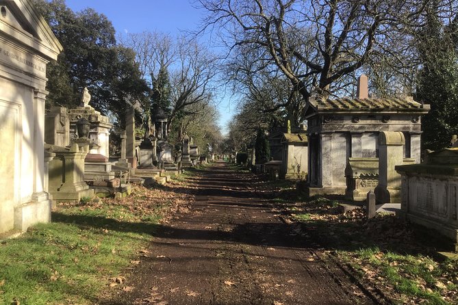 London Cemetery Private Walking Tour - Kensal Green Cemetery