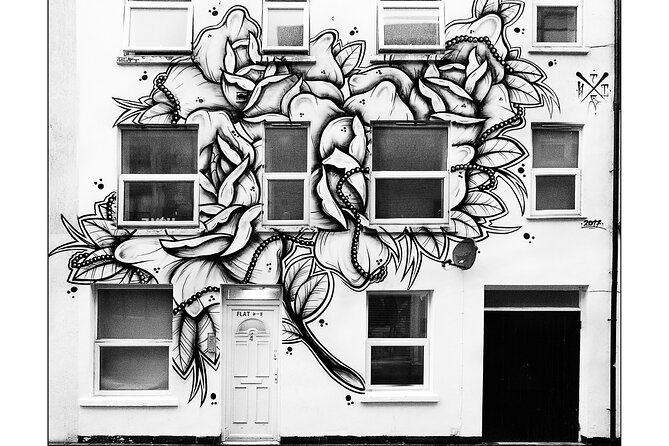 London Street Art Photography Tour - Accessibility and Special Considerations