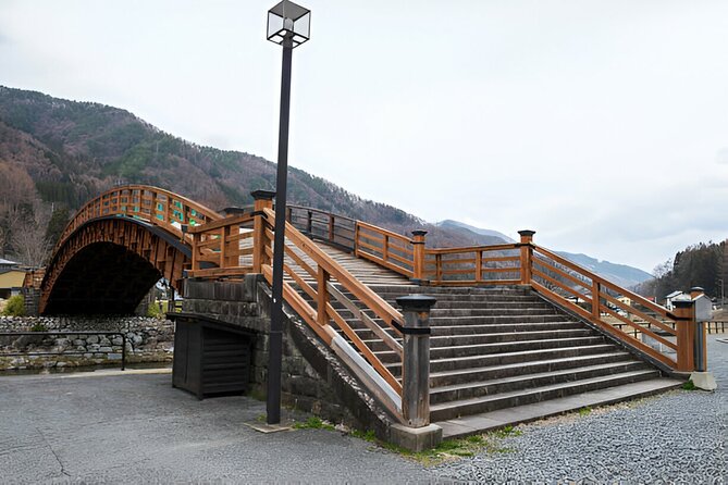 Matsumoto Castle and Kamikochi Private Tour - Kamikochi: Exploring the Alpine Beauty