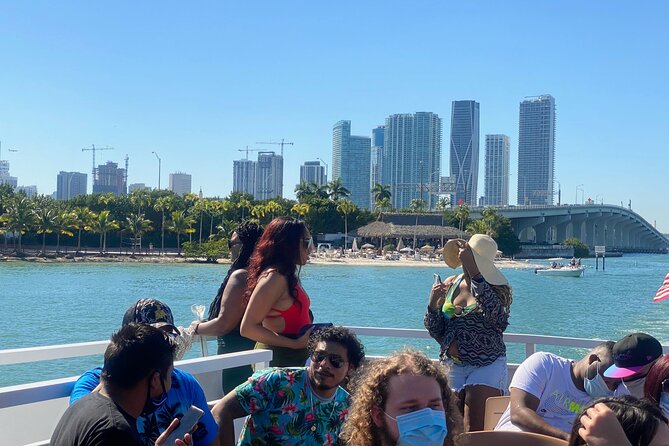 Miami: 1 Day Double Decker & Millionaire Homes 90 Minute Cruise - Customer Reviews Summary