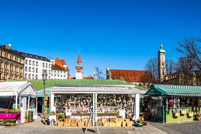Munich Old Town and Viktualienmarkt Private Tour and Tasting - Exploring Munichs Old Town