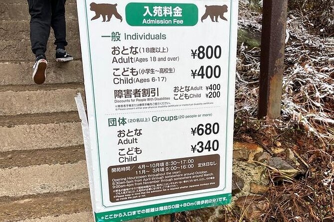 Nagano: Snow Monkey and Zenkoji Temple Free Sake Taste Day Tour - Jigokudani Snow Monkey Park