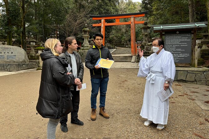 Nara: 1.5 Hour Private Kasuga Taisha Shrine Tour - World Heritage - Exploring the Kasuga Taisha Shrine