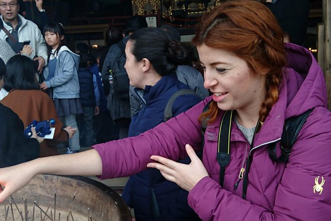Nara Todaiji Lazy Bird Walking Tour - Feeding the Deer in Nara Park