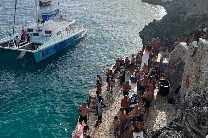 Negril 7 Mile Beach, Party Catamaran Cruise and Ricks Cafe Combo - Health and Accessibility Considerations