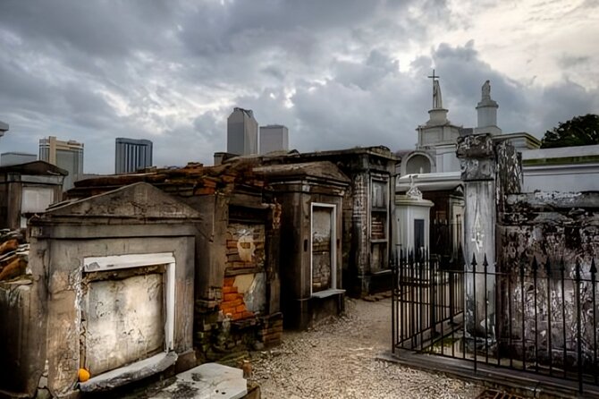 New Orleans Street Food Tour With A Local Guide - Booking Your Tour