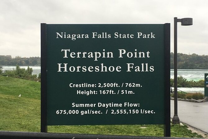 Niagara Falls Overnight Sightseeing Tour With Hotel, Hard Rock, Maid of the Mist - Guest Reviews