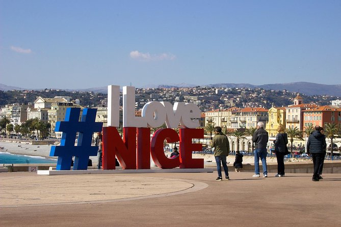 Original Discovery of the City of Nice in a Citroën Méhari - Capturing Memorable Moments