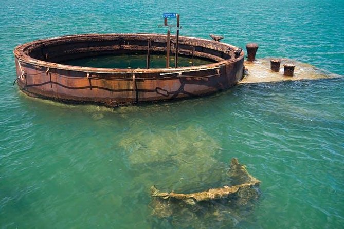 Pearl Harbor, USS Arizona and Honolulu City Tour - Food and Amenities for the Tour