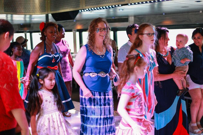 Philadelphia Fathers Day Buffet Dinner Cruise Review - Gratuities and Additional Considerations