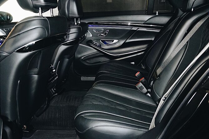 Phoenix Arrival Chauffeur Driven Transport - Dedicated Customer Support Team